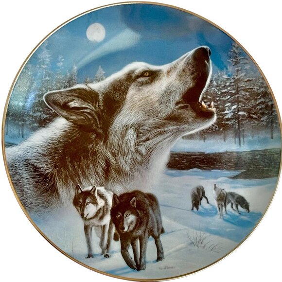 Wolf Plate Midnight Harmony Kevin Daniel from the Realm of the Wolf Vintage 1996 - Picture 1 of 4